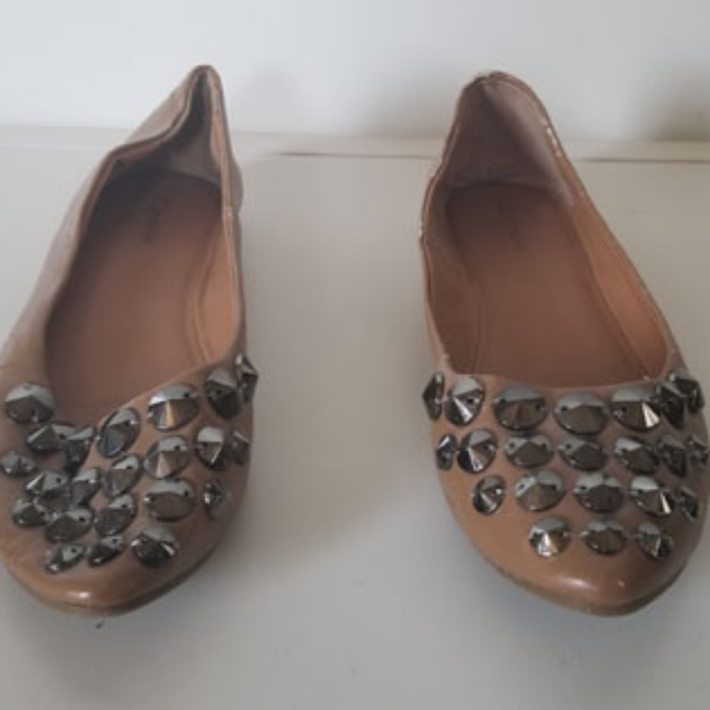 Shoe